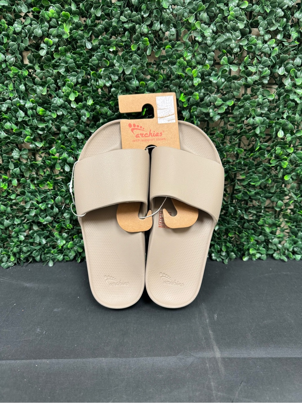 Archies Arch Support Slides - Men’s 7/Women’s 8